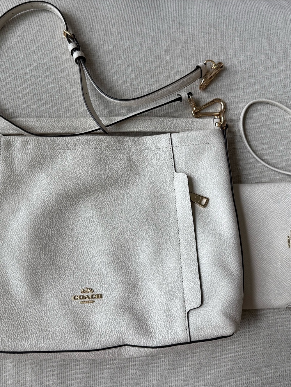 COACH White Pebbled Leather Scout Hobo with Matching Wristlet Wallet